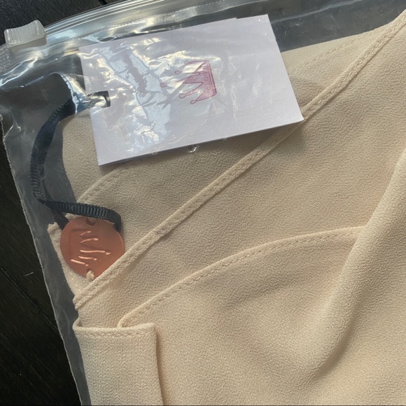 Zahraa The Label Premium Chiffon Scarf in Ivory - Picture 4 of 6